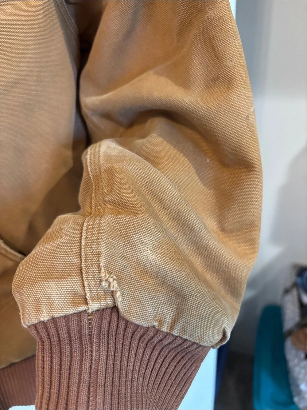 Carhartt • kids jacket size 10/12 gender neutral